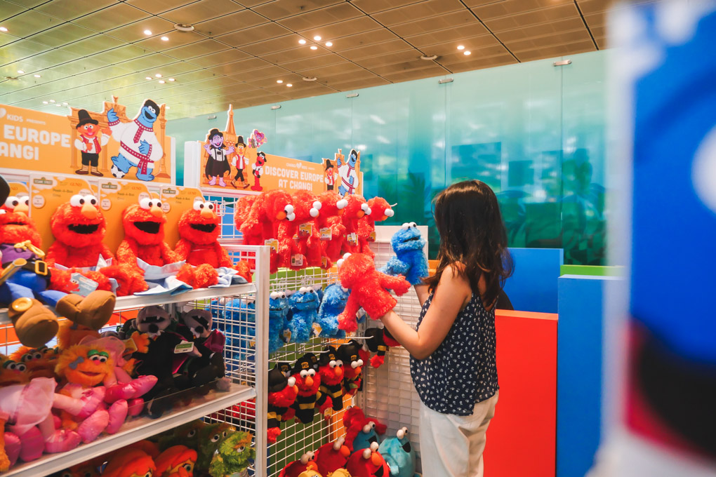 Sesame Street Pop-Up Gift Store, Changi Airport Terminal 3